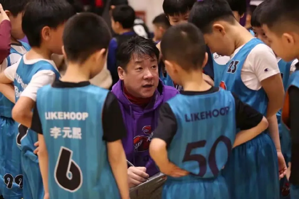 家长如何为孩子选择合适的篮球冬令营?_2